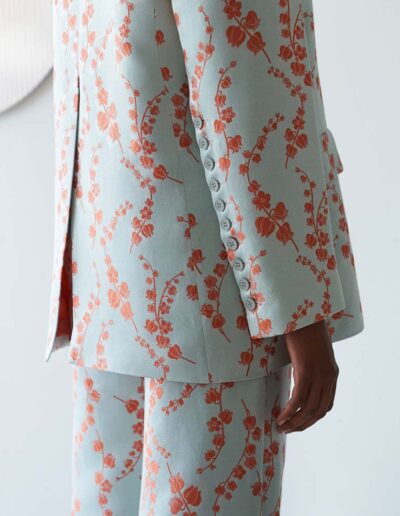 lilium-blazer-coral-blossom-2