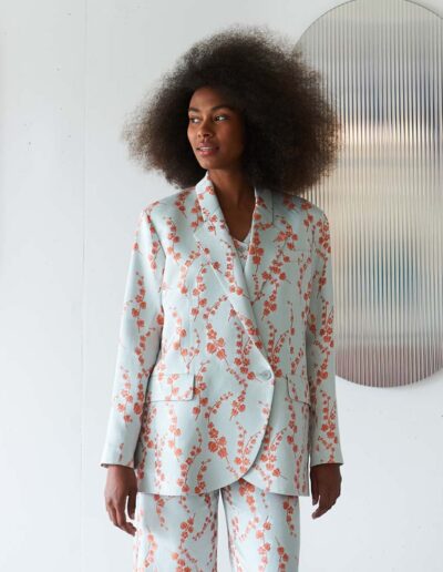 lilium-blazer-coral-blossom-3